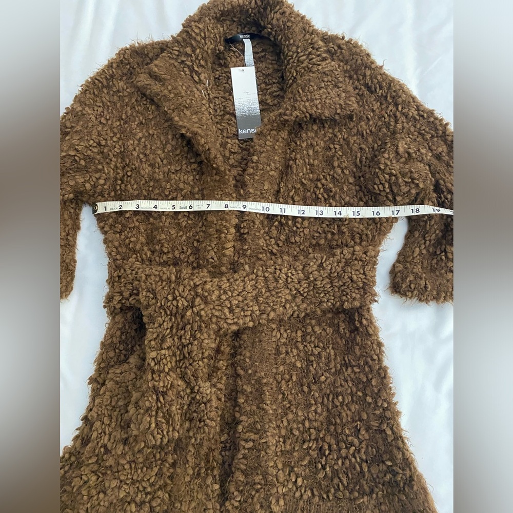 Kenzie Brown Fuzzy Cardigan NWT Size Small - Picture 3 of 8